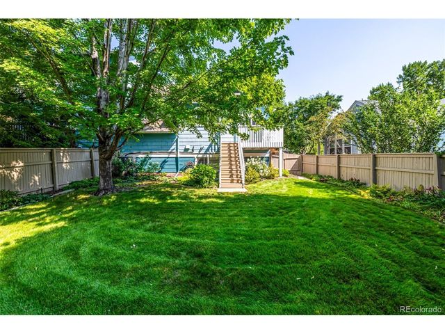 3851 Oakwood Dr, Longmont, CO 80503