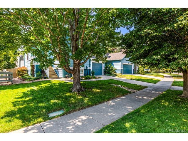 3851 Oakwood Dr, Longmont, CO 80503