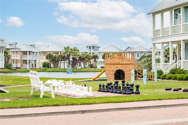 114 Tailwind Dr, Port Aransas, TX 78373