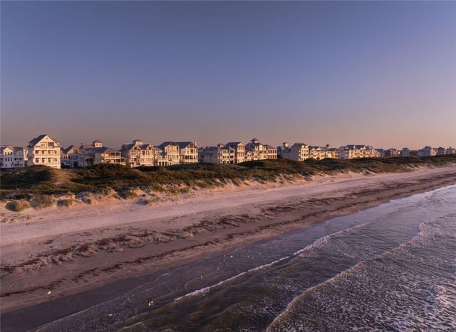114 Tailwind Dr, Port Aransas, TX 78373