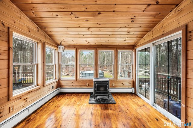 75 Elmwood Hill Road, Thompson, CT 06277