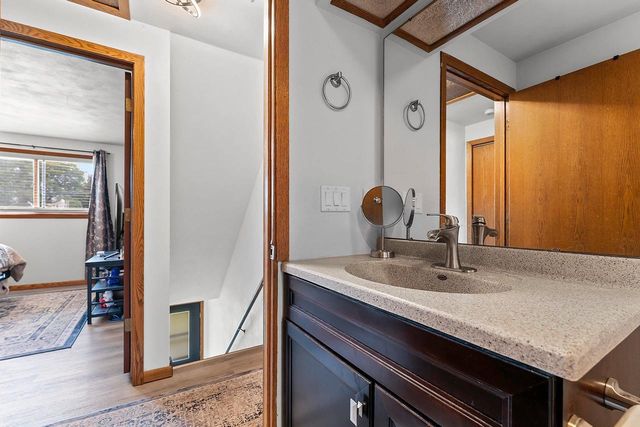 2529 FOND DU LAC ROAD, Oshkosh, WI 54902