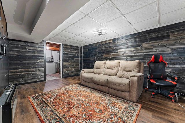 2529 FOND DU LAC ROAD, Oshkosh, WI 54902