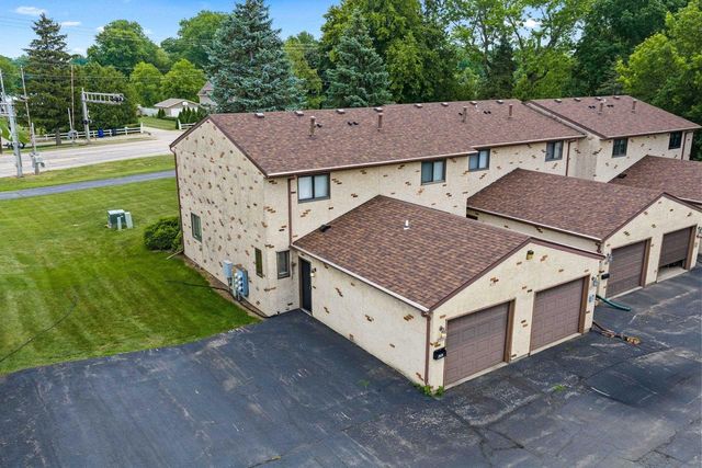 2529 FOND DU LAC ROAD, Oshkosh, WI 54902