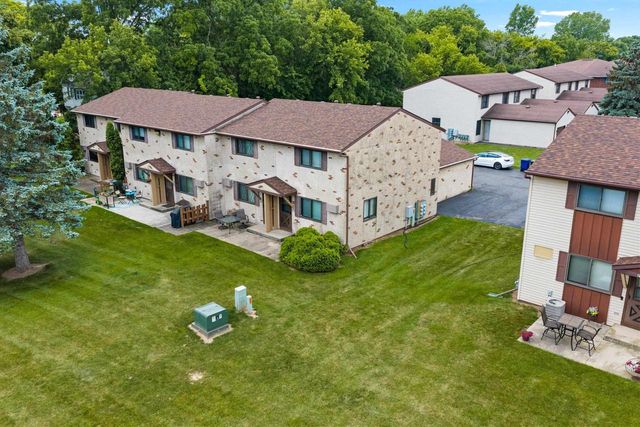2529 FOND DU LAC ROAD, Oshkosh, WI 54902