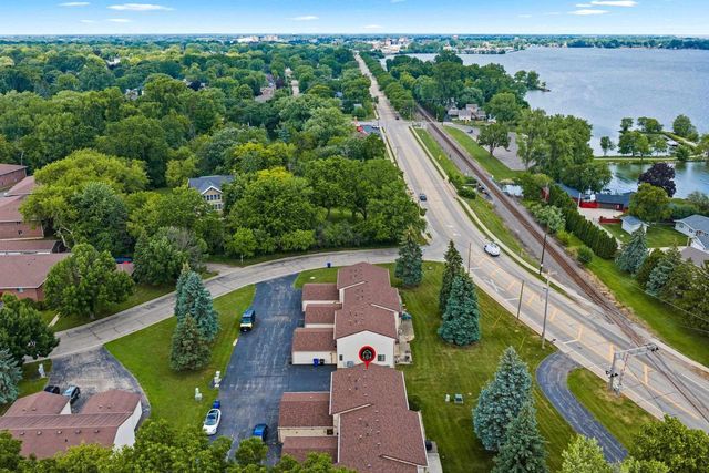 2529 FOND DU LAC ROAD, Oshkosh, WI 54902