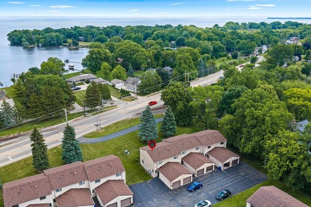 2529 FOND DU LAC ROAD, Oshkosh, WI 54902