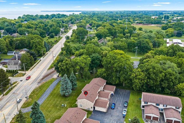 2529 FOND DU LAC ROAD, Oshkosh, WI 54902