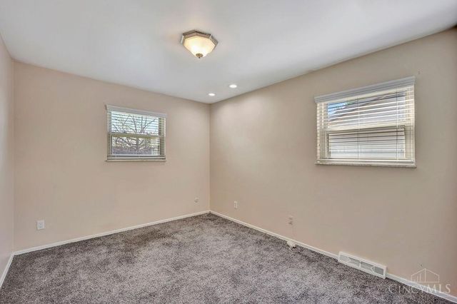 1088 Pinehollow Lane, Springfield Twp., OH 45231