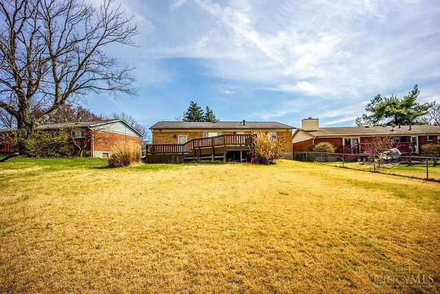 1088 Pinehollow Lane, Springfield Twp., OH 45231