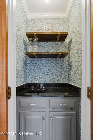 1425 Fontaine Drive, Jackson, MS 39211