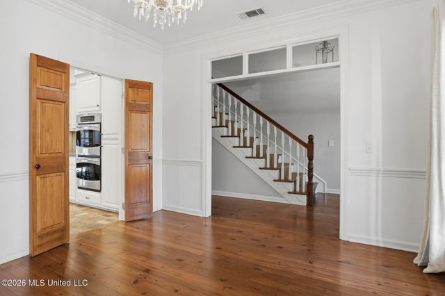 1425 Fontaine Drive, Jackson, MS 39211