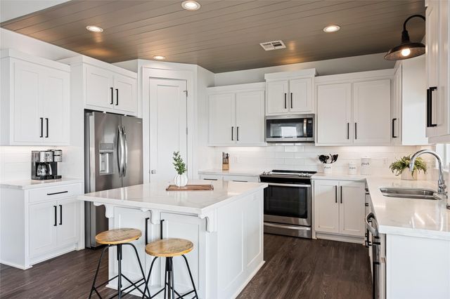 3833 Biscayne Beach Road, Port Bolivar, TX 77650