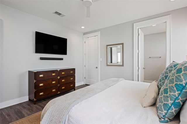 3833 Biscayne Beach Road, Port Bolivar, TX 77650