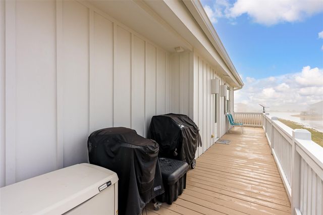 3833 Biscayne Beach Road, Port Bolivar, TX 77650