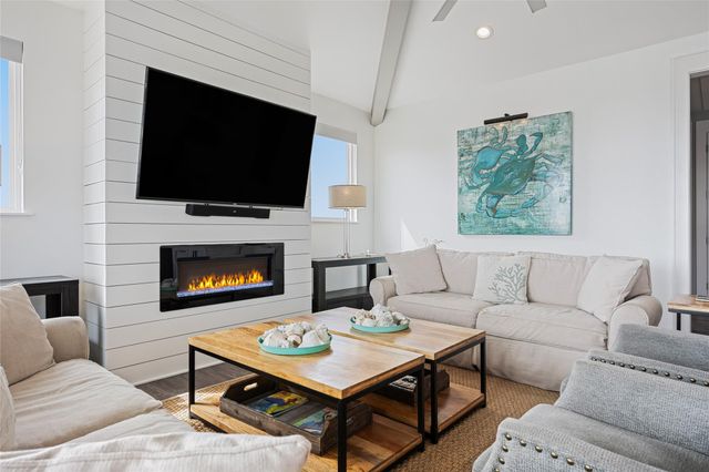 3833 Biscayne Beach Road, Port Bolivar, TX 77650