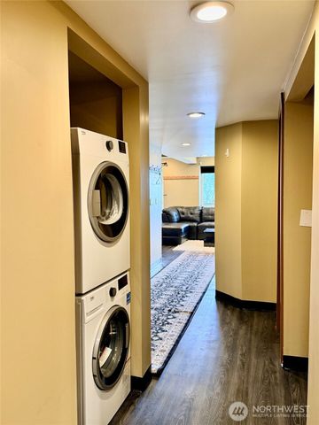 5006 3rd Avenue NW, Seattle, WA 98107