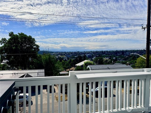 5006 3rd Avenue NW, Seattle, WA 98107