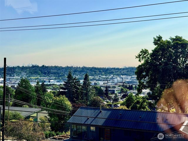 5006 3rd Avenue NW, Seattle, WA 98107