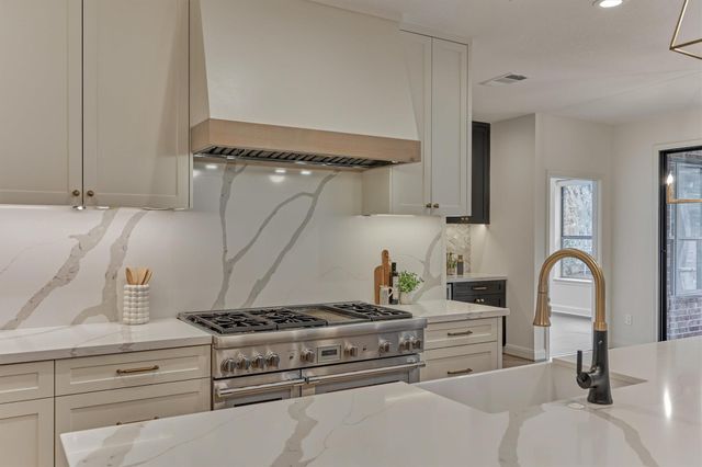 13819 Majestic Spring Lane, Humble, TX 77396