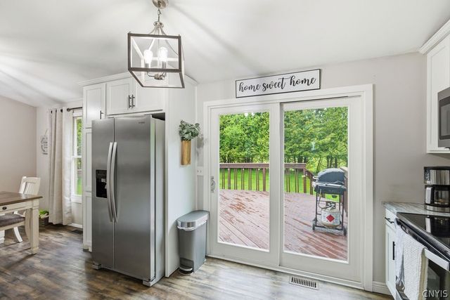 8168 Toscano Drive, Clay, NY 13041
