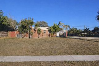 12212 Acapulco Avenue, Palm Beach Gardens, FL 33410