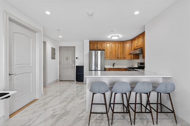 6538 Austin Street 5G, Rego Park, NY 11374