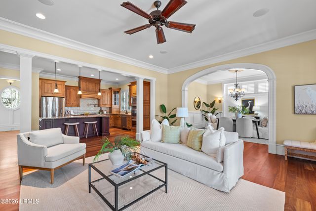 54 James Habersham, Beaufort, SC 29906