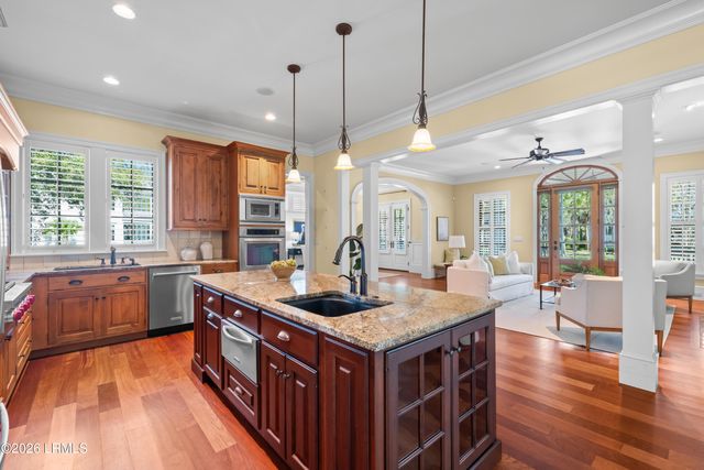 54 James Habersham, Beaufort, SC 29906