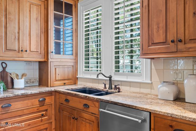 54 James Habersham, Beaufort, SC 29906
