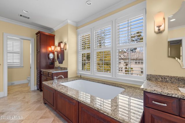 54 James Habersham, Beaufort, SC 29906