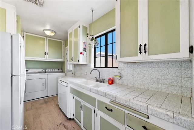 5045 La Sena, Baldwin Park, CA 91706