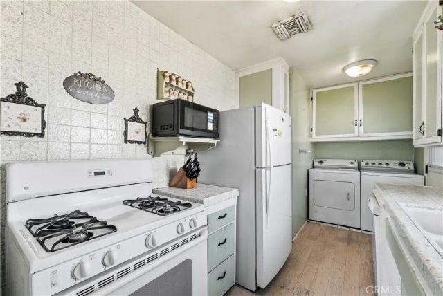 5045 La Sena, Baldwin Park, CA 91706