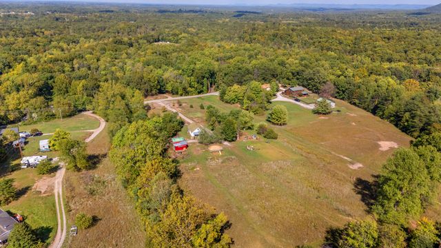 2640 Dreyfus Road, Waco, KY 40385