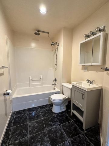 4427 31st AVENUE, Kenosha, WI 53144