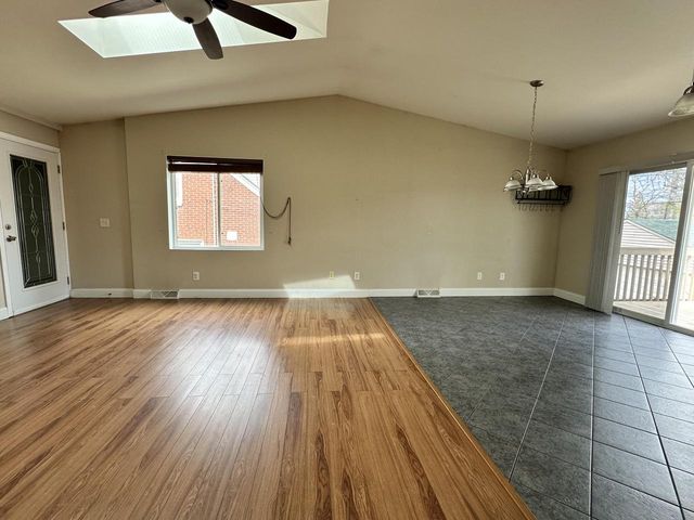 4427 31st AVENUE, Kenosha, WI 53144