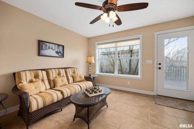 1810 W KINGSBURY Road, Washington, IL 61571