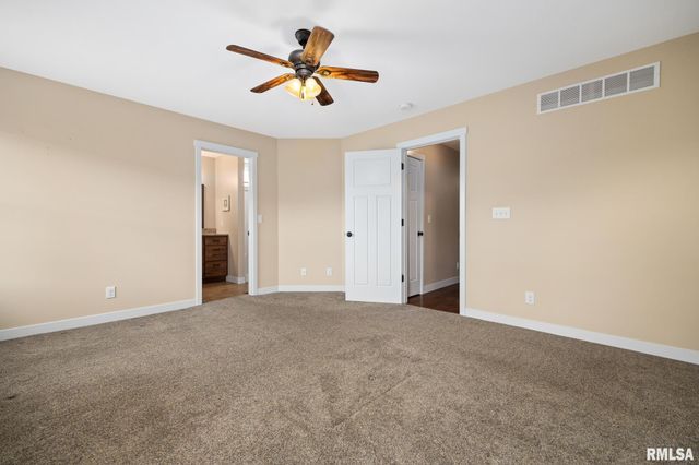 1810 W KINGSBURY Road, Washington, IL 61571