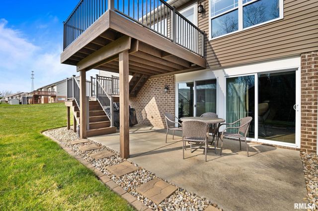 1810 W KINGSBURY Road, Washington, IL 61571