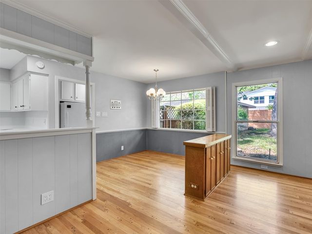 10042 Meadow Lake Lane, Houston, TX 77042