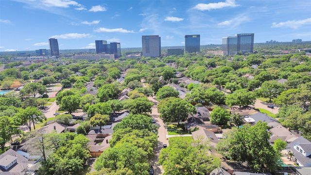 10042 Meadow Lake Lane, Houston, TX 77042