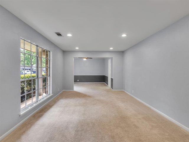 10042 Meadow Lake Lane, Houston, TX 77042