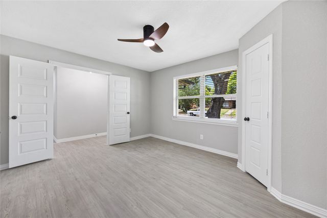600 N Young Boulevard, Desoto, TX 75115