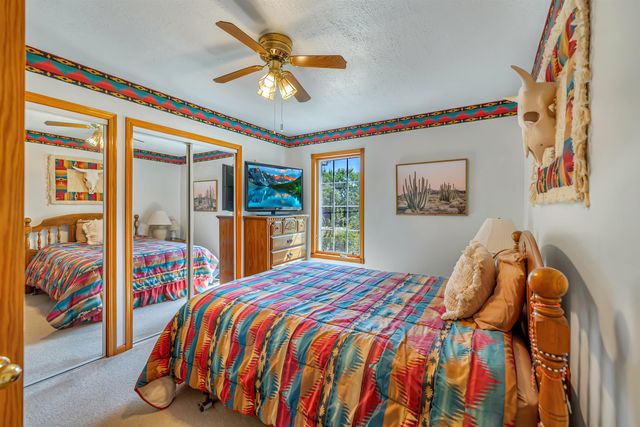 19447 SW Meadowlark Rd, Rose Hill, KS 67133