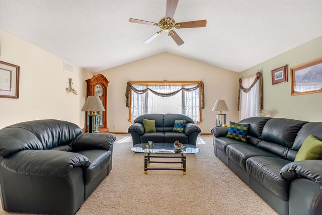 19447 SW Meadowlark Rd, Rose Hill, KS 67133