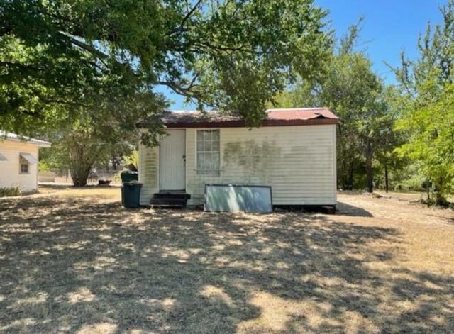 312 Alexander Lane, Bridgeport, TX 76426