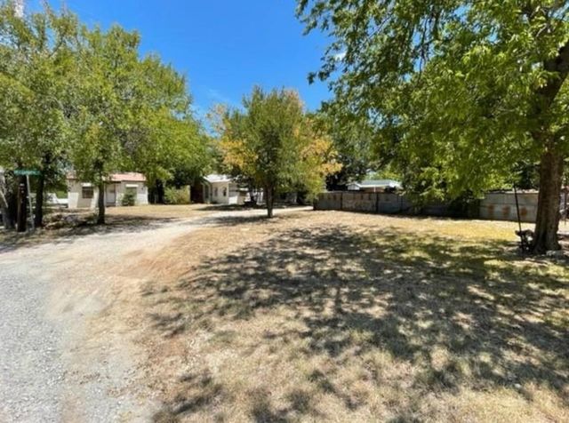 312 Alexander Lane, Bridgeport, TX 76426