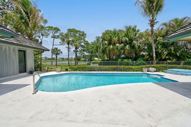 6980 SE Winged Foot Drive, Stuart, FL 34997