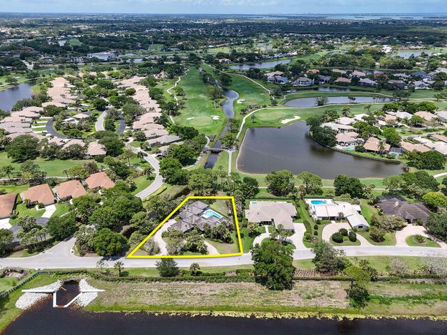 6980 SE Winged Foot Drive, Stuart, FL 34997