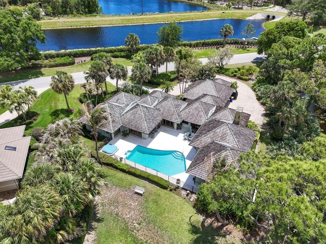 6980 SE Winged Foot Drive, Stuart, FL 34997